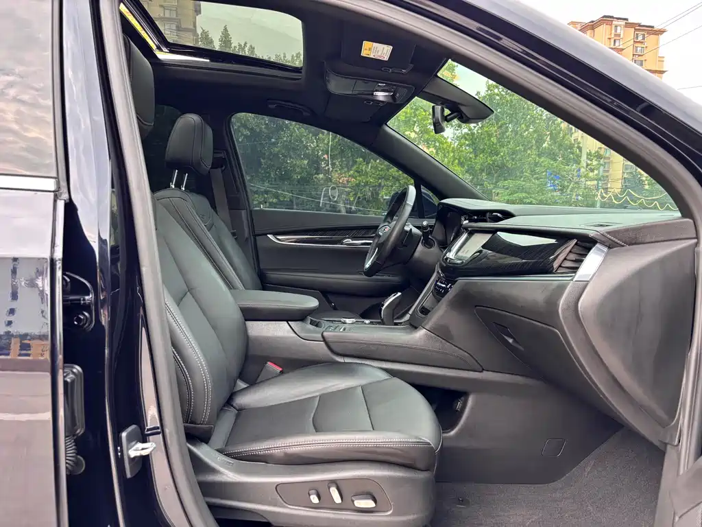 Cadillac XT6 — миниатюра 15
