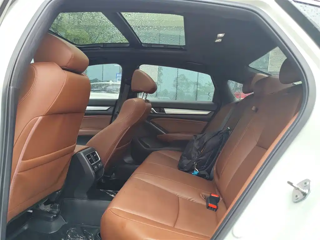 Honda Inspire — миниатюра 7