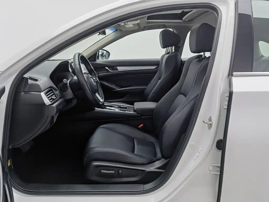 Honda Accord — миниатюра 10