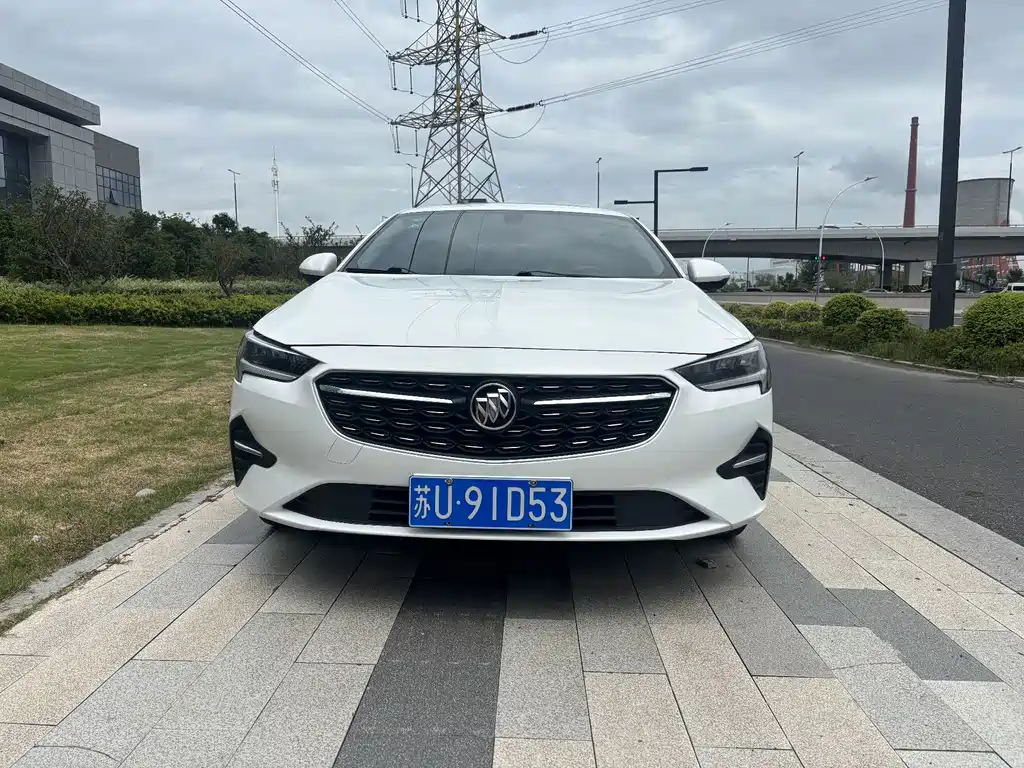 Buick Regal — миниатюра 2