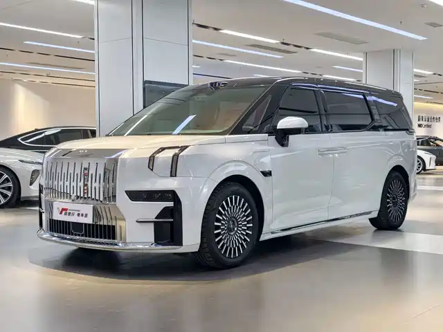 2024 Zeekr 009