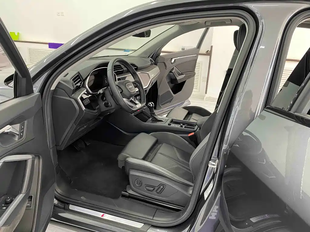 Audi Q3 Sportback — миниатюра 18