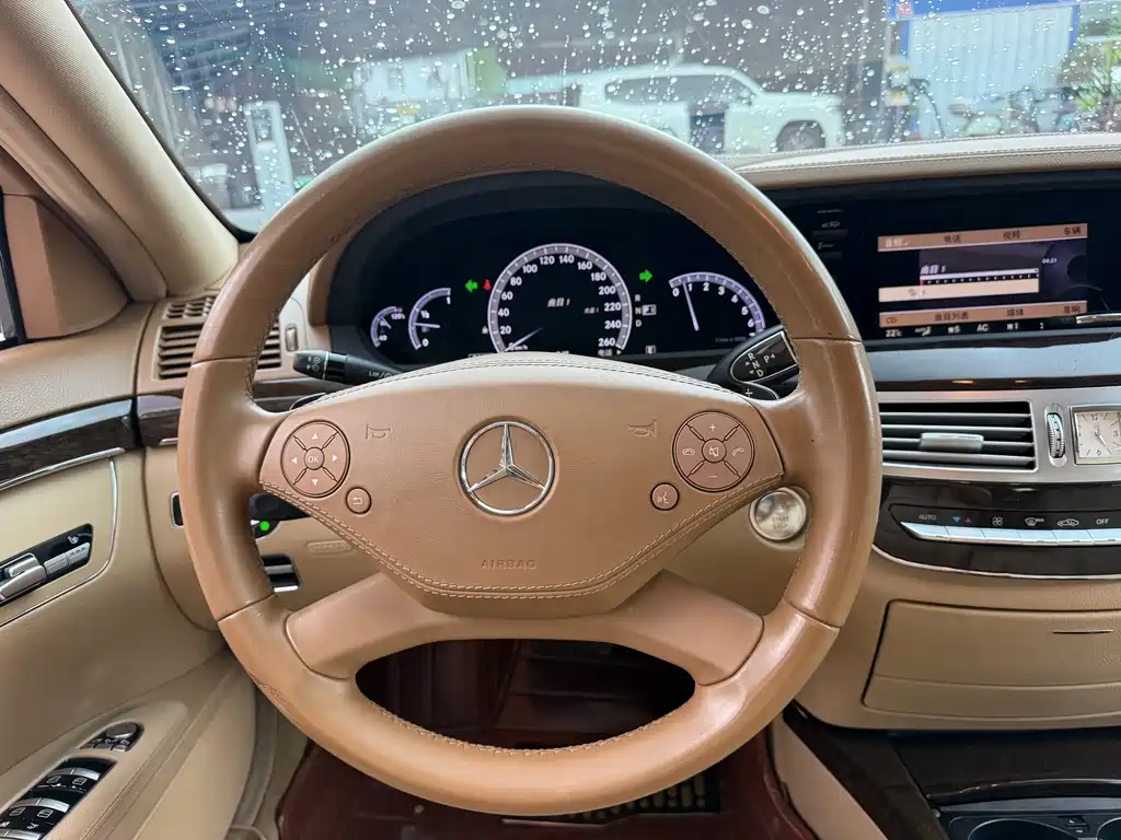 Mercedes-Benz S-Class — миниатюра 10