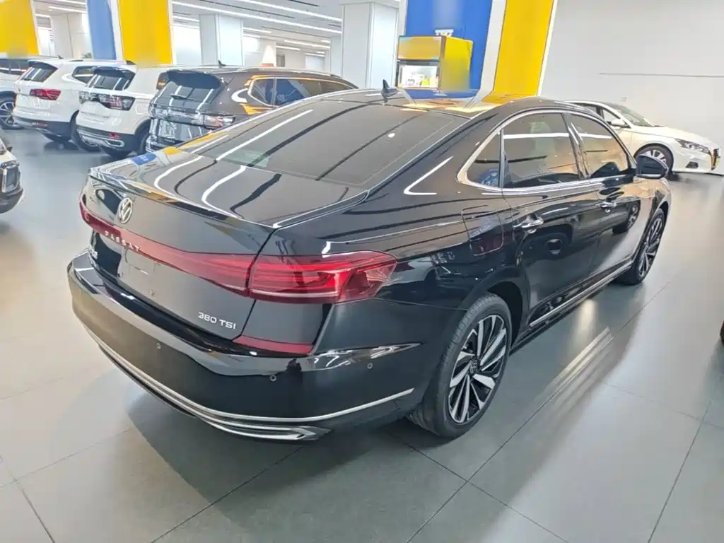 Volkswagen Passat — миниатюра 7