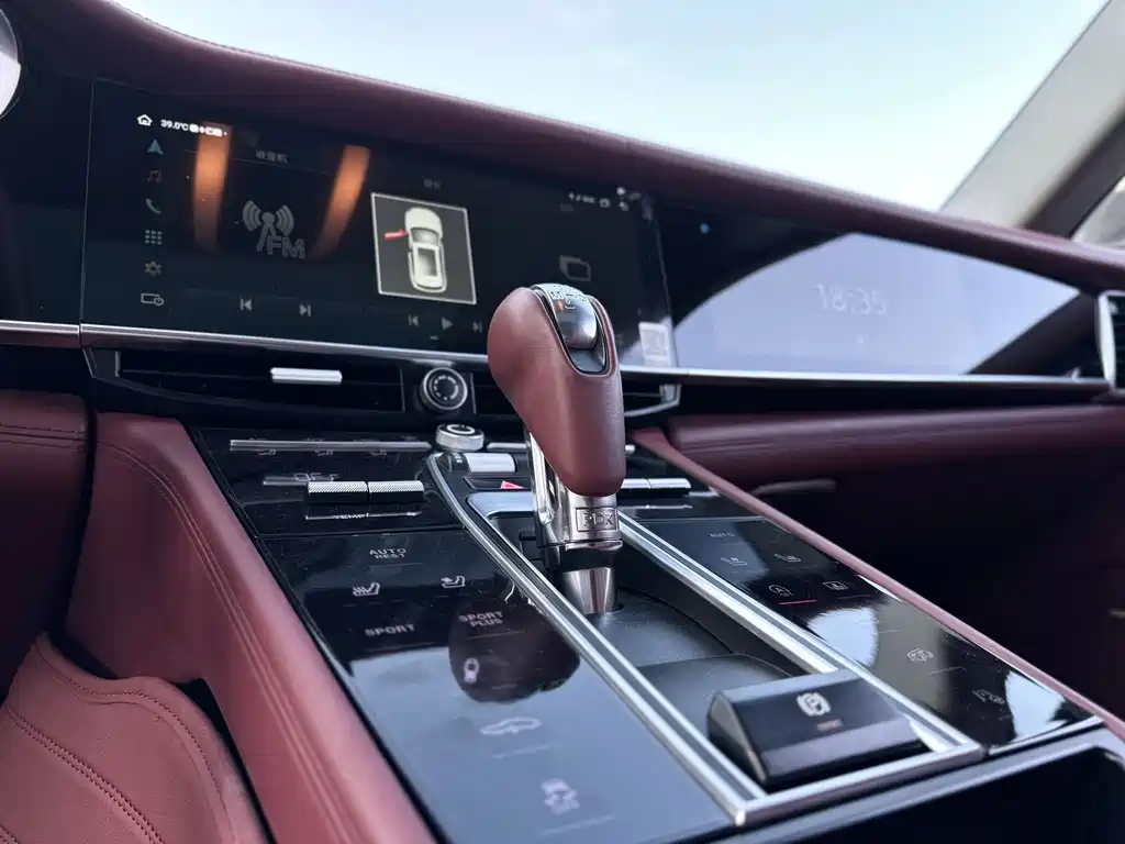 Porsche Panamera — миниатюра 14