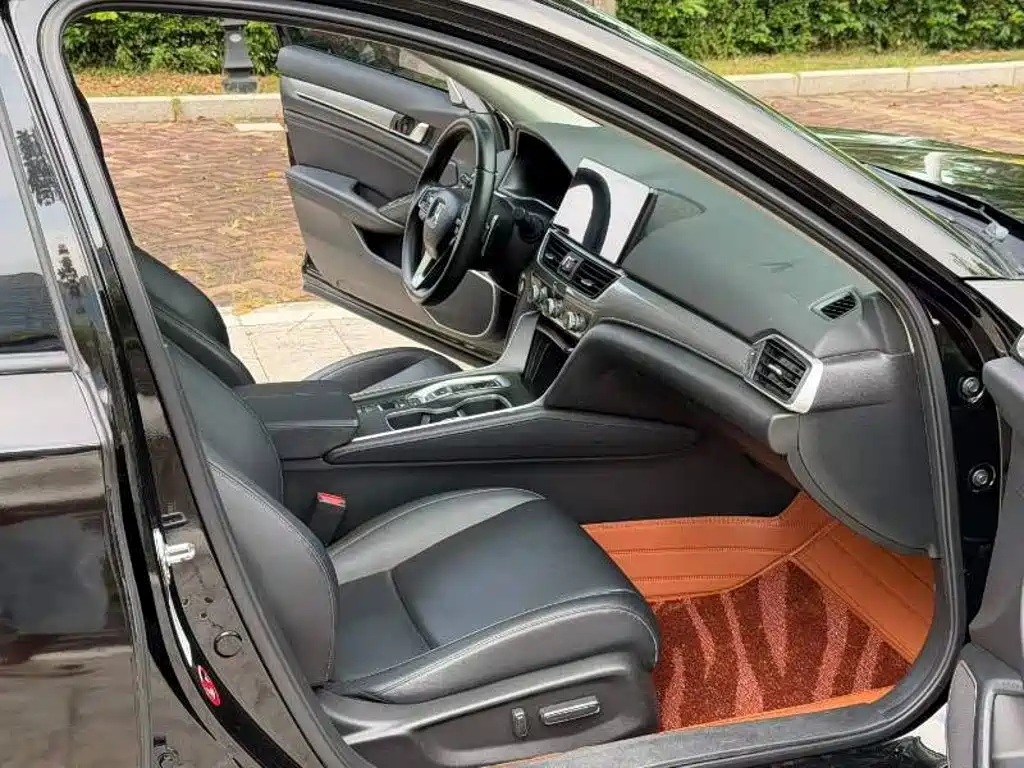 Honda Accord — миниатюра 5