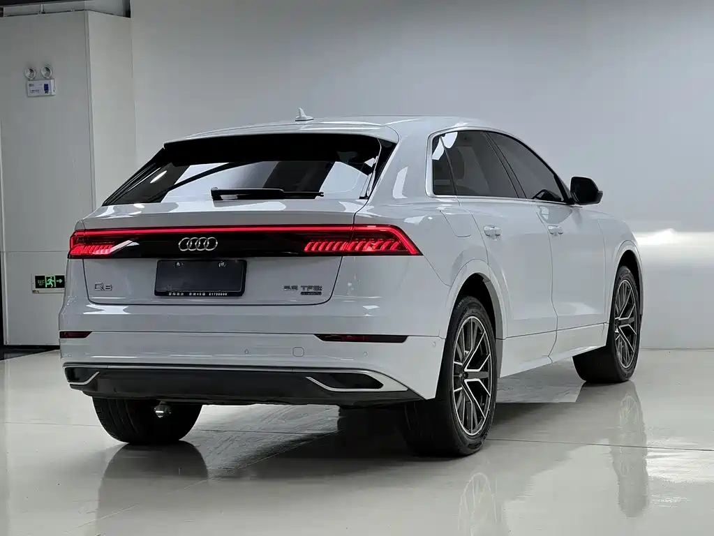 Audi Q8 — миниатюра 5