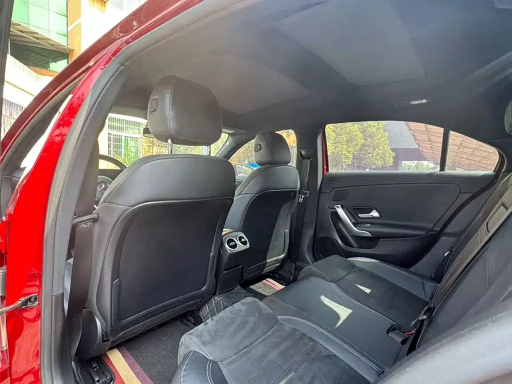 Mercedes-Benz A-Class — миниатюра 11