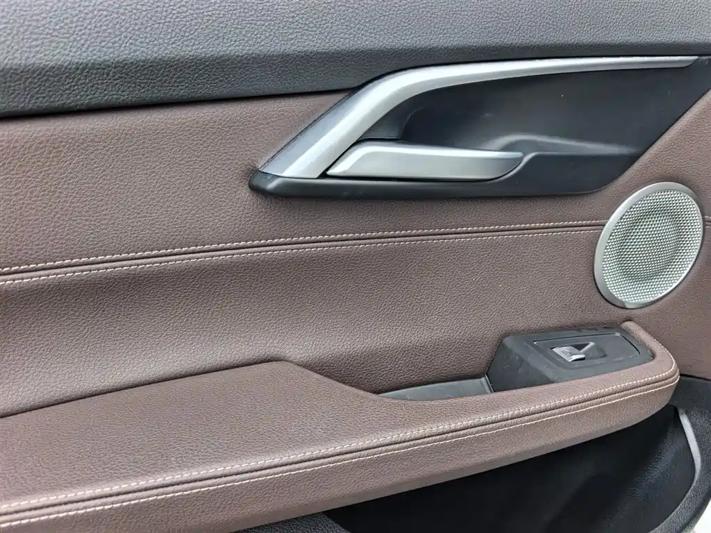 BMW 1 Series — миниатюра 13