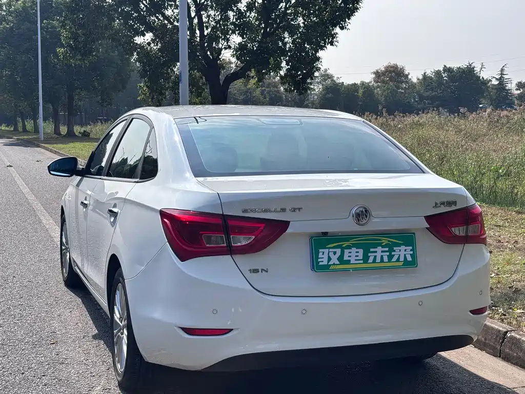 Buick Excelle — миниатюра 6