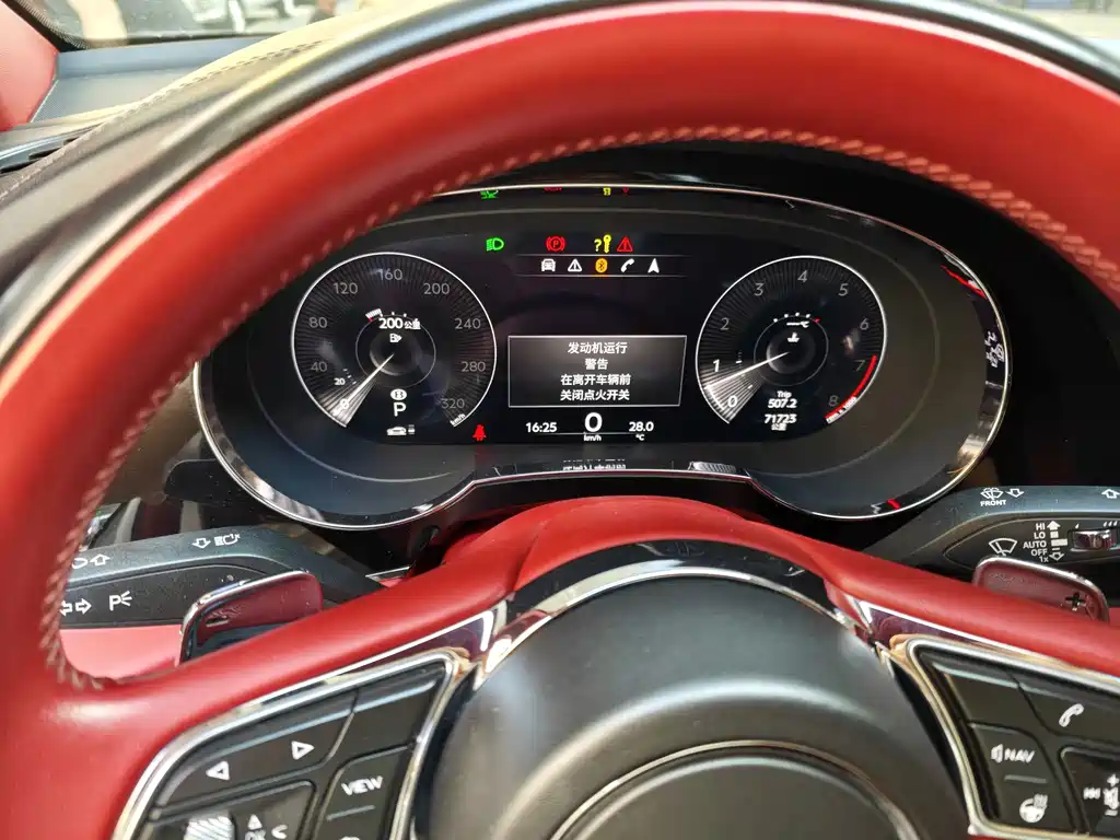 Bentley Bentayga — миниатюра 7