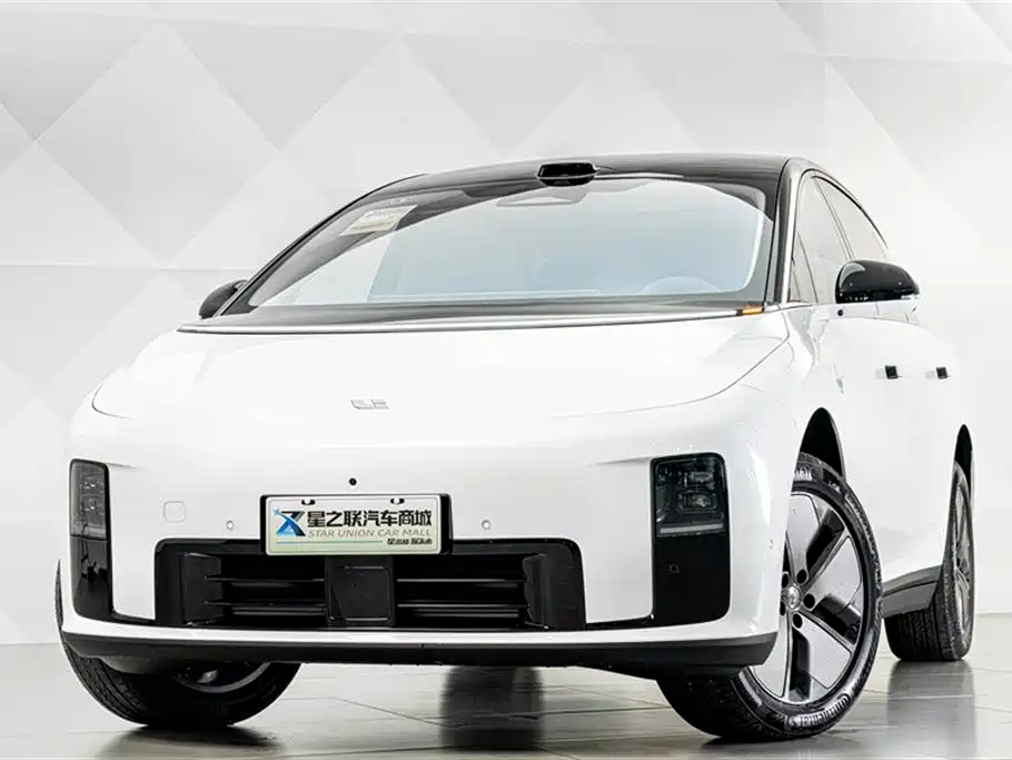 Li Auto i8 2025 Standard