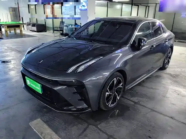 2023 Lynk & Co 03