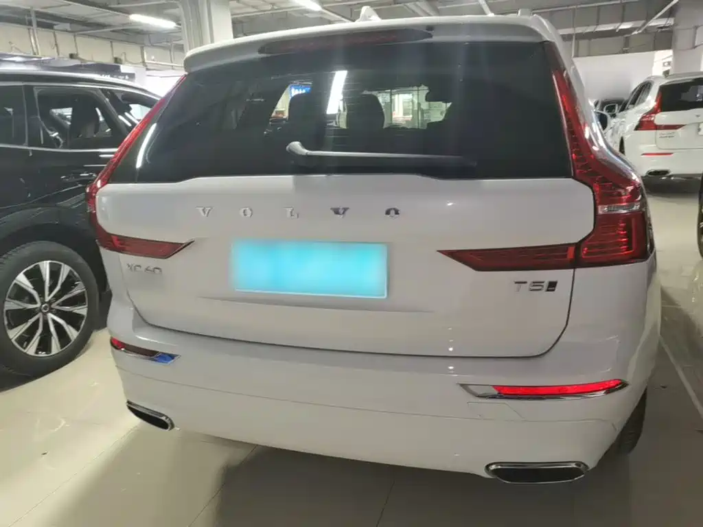 Volvo XC60 — миниатюра 6