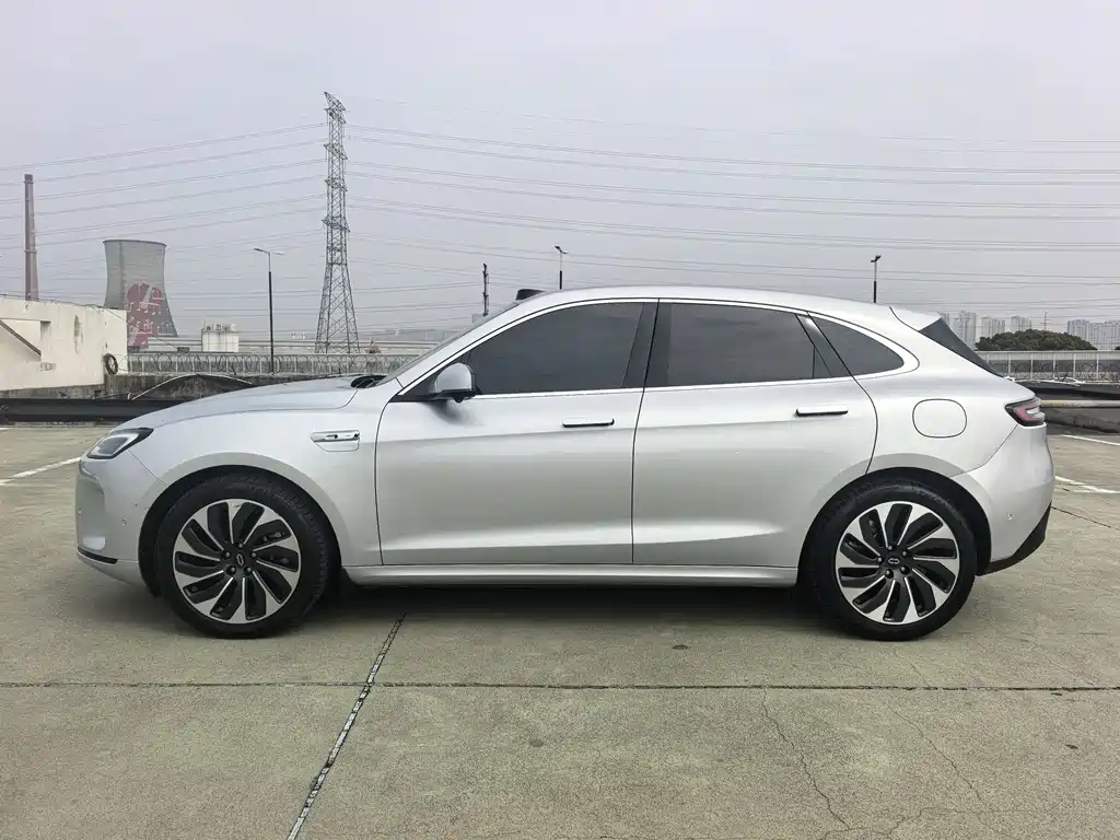 AITO ASK THE WORLD M5