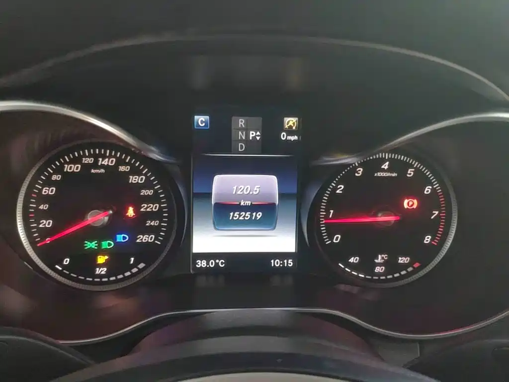 Mercedes-Benz C-Class — миниатюра 12