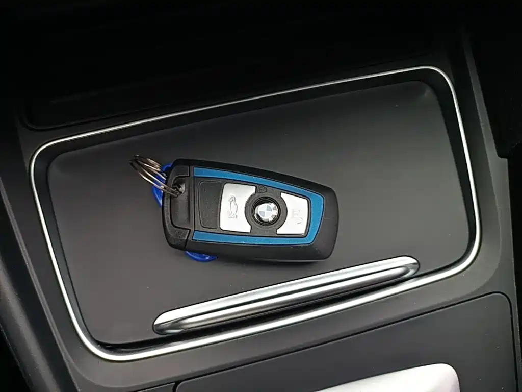 BMW 3 Series — миниатюра 9