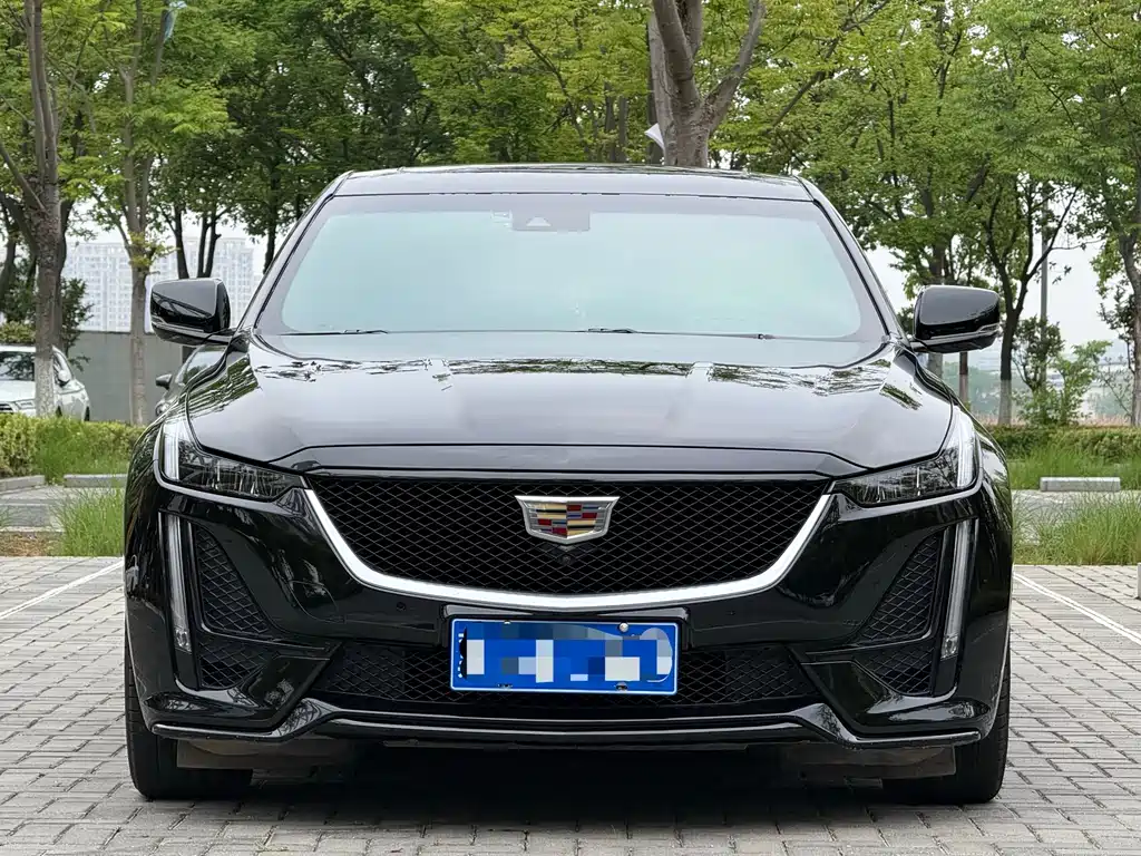 Cadillac CT5 — миниатюра 2