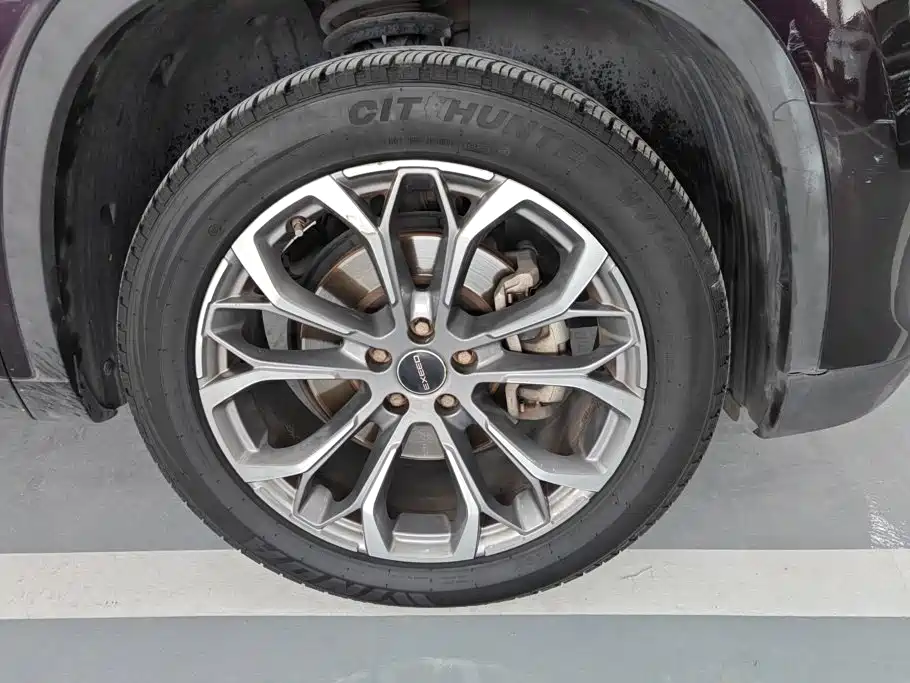 Exeed Lingyun — миниатюра 6
