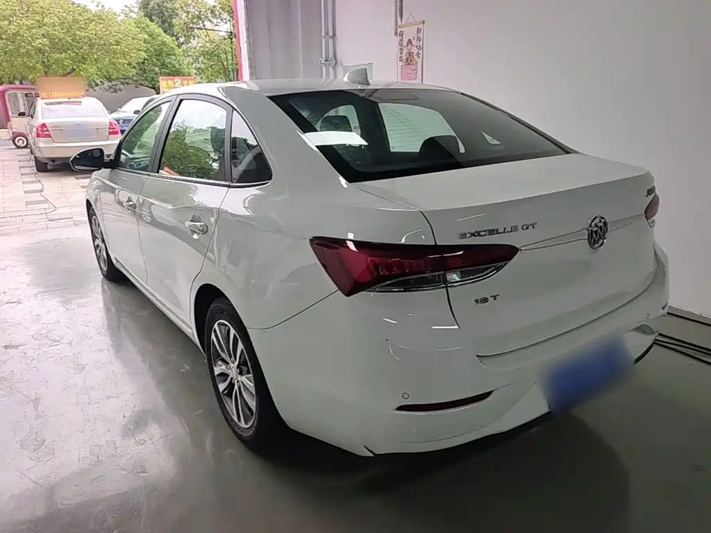 Buick Excelle — миниатюра 5
