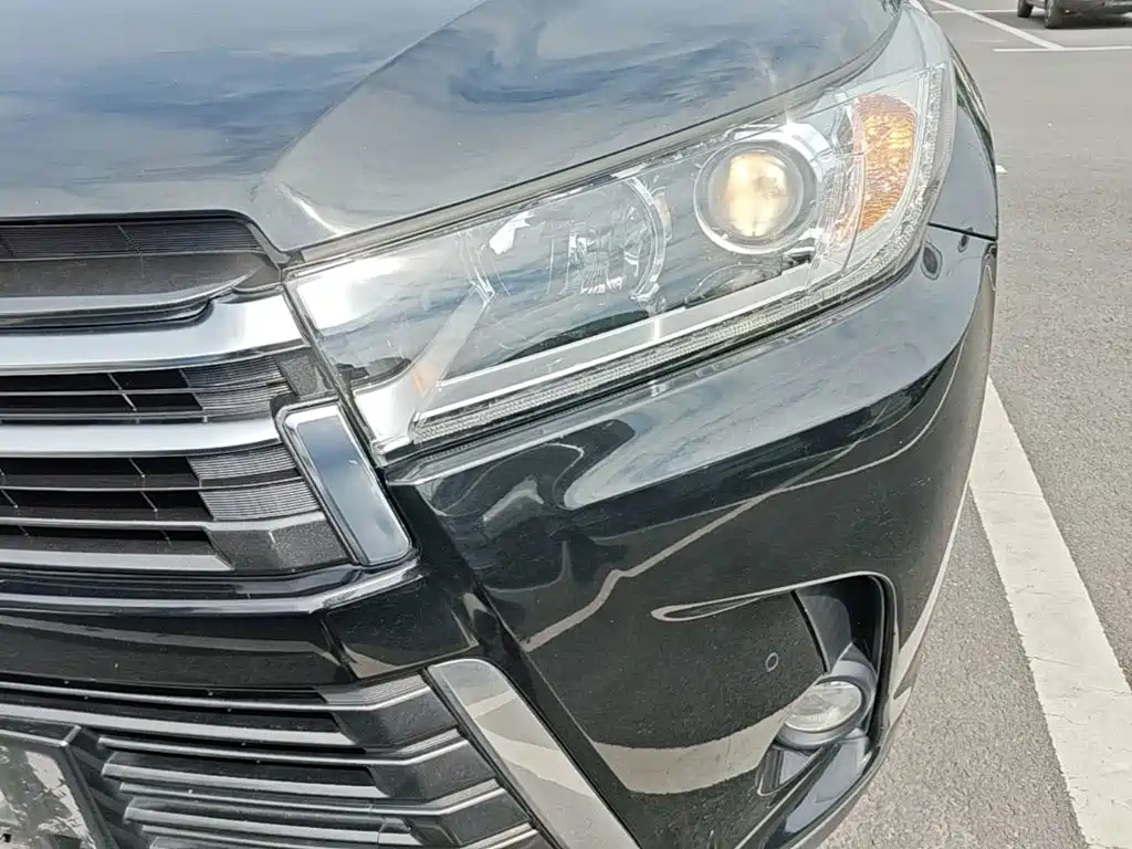 Toyota Highlander — миниатюра 24