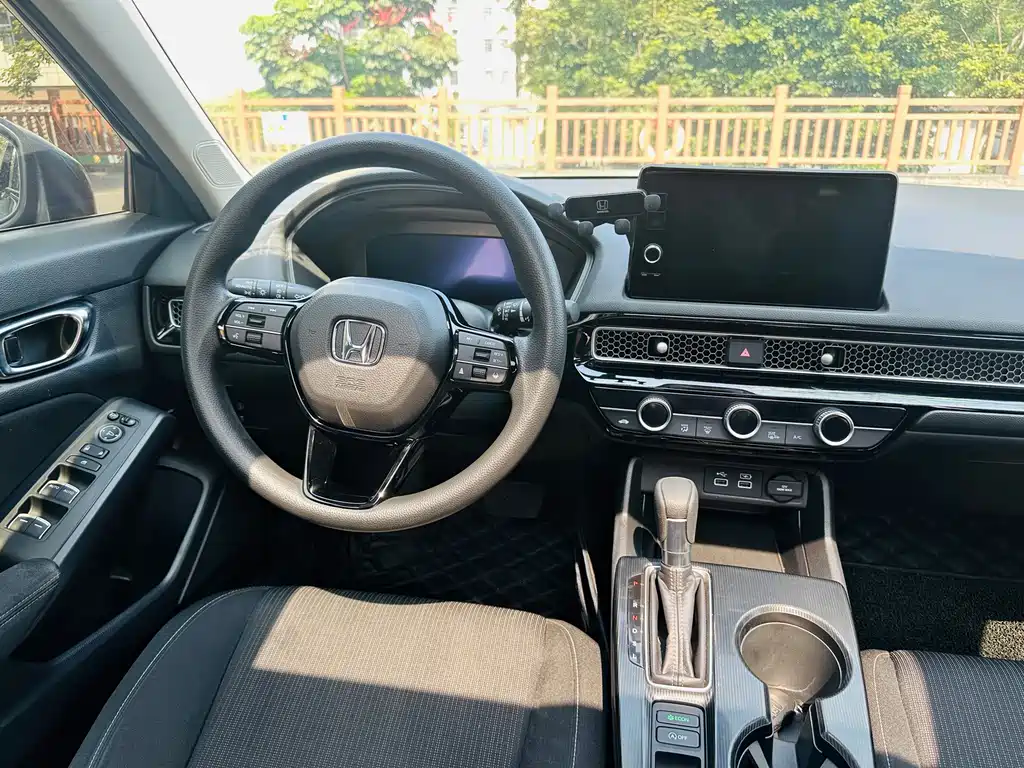 Honda Civic — миниатюра 22
