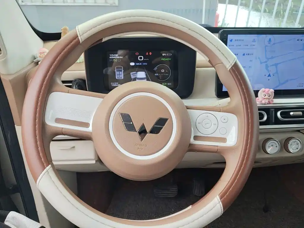 Wuling MINIEV — миниатюра 11