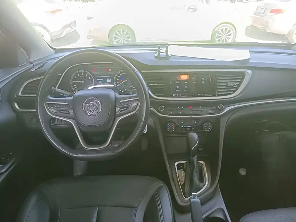 Buick Excelle — миниатюра 10
