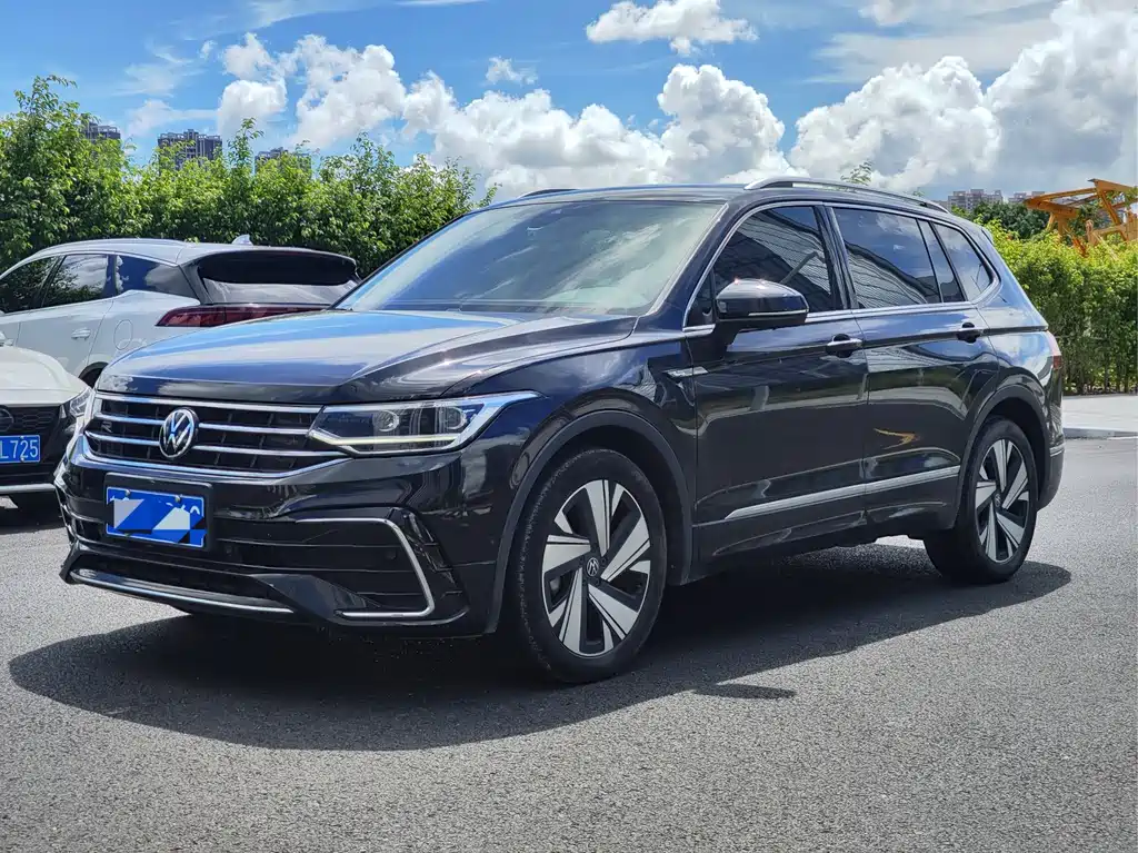 Volkswagen Tiguan L 2023
