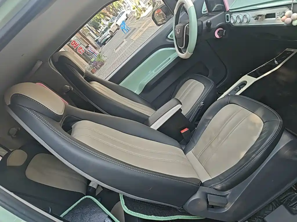Wuling MINIEV — миниатюра 25