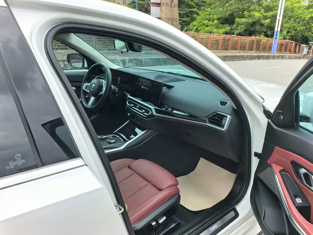 BMW i3 — миниатюра 12
