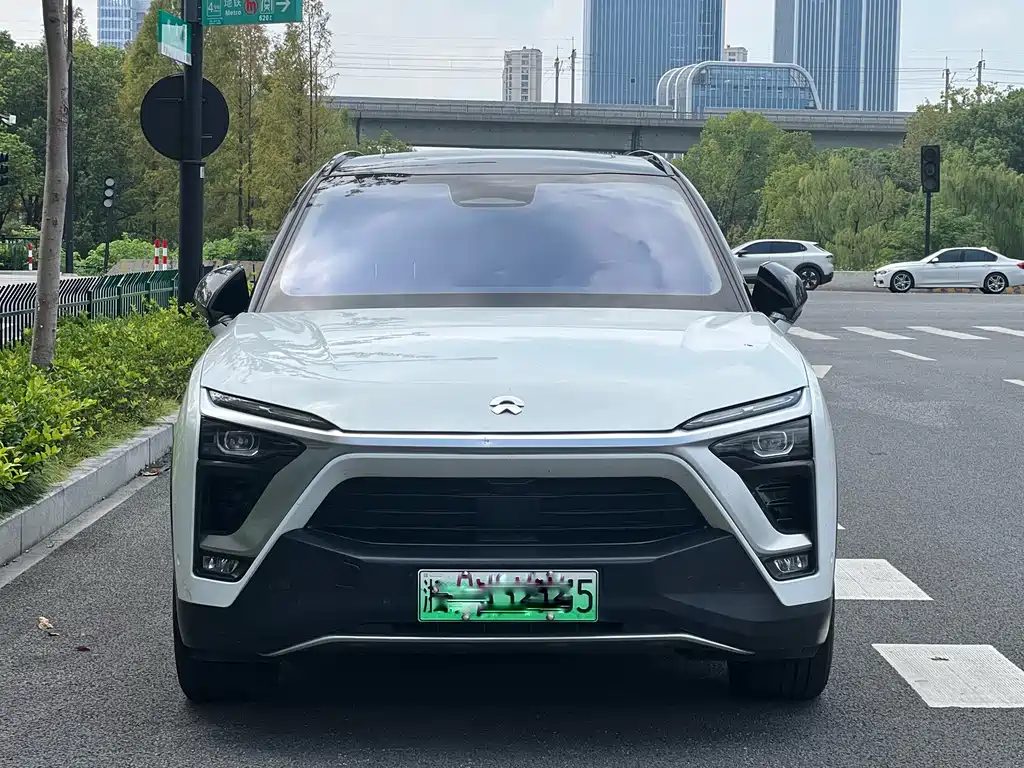 NIO ES8 — миниатюра 2