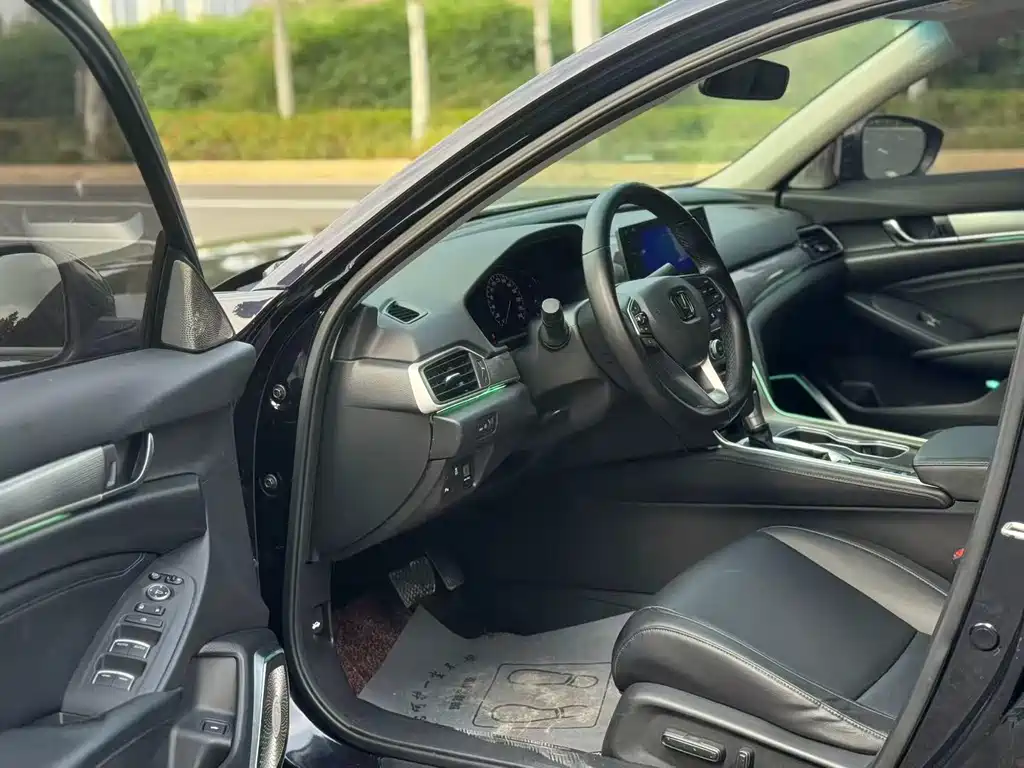 Honda Accord — миниатюра 4