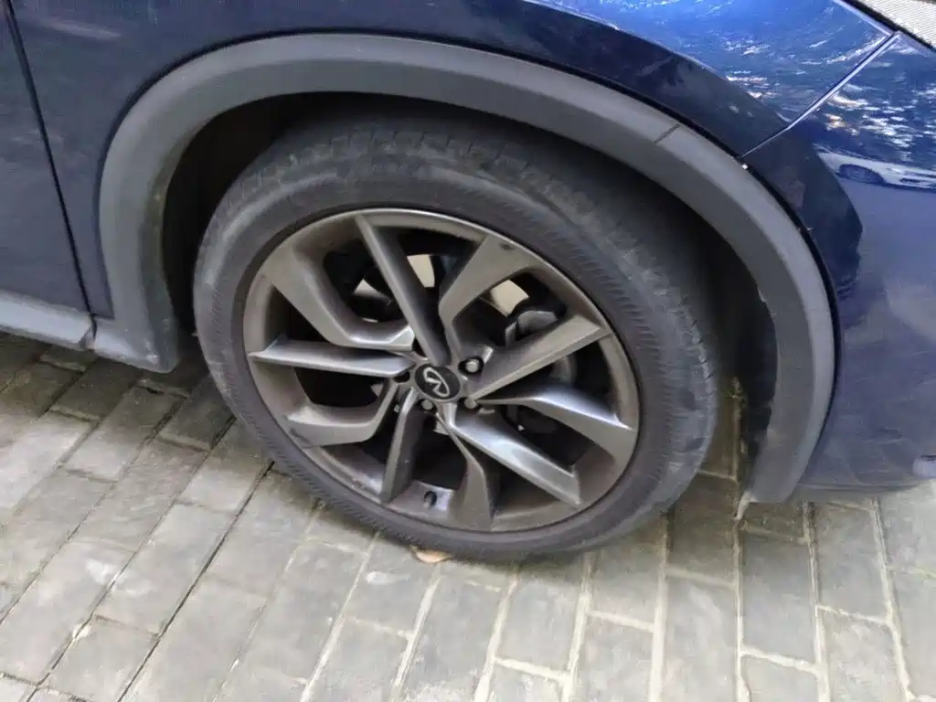 Infiniti QX50 — миниатюра 8