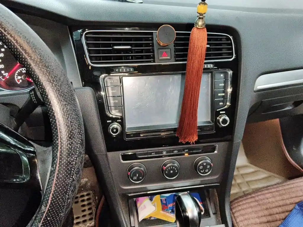 Volkswagen Golf — миниатюра 6