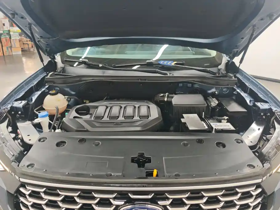 Ford Equator Sport — миниатюра 10