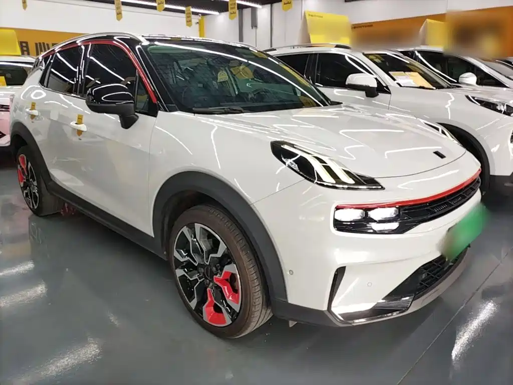 Lynk & Co 06 — миниатюра 4