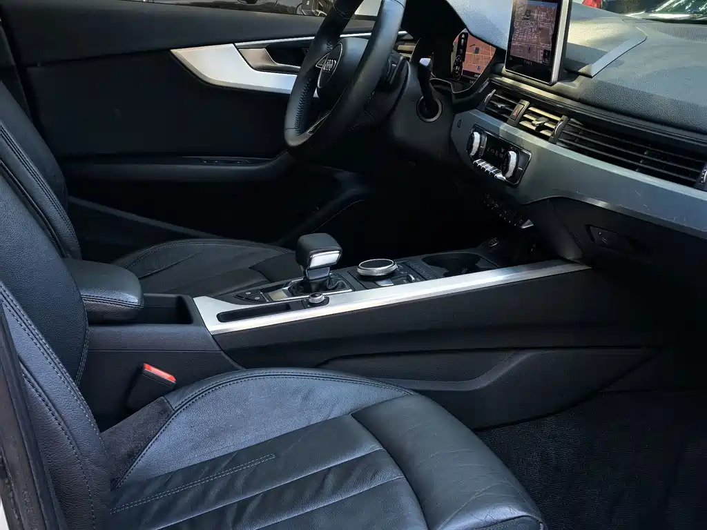 Audi A4L — миниатюра 7