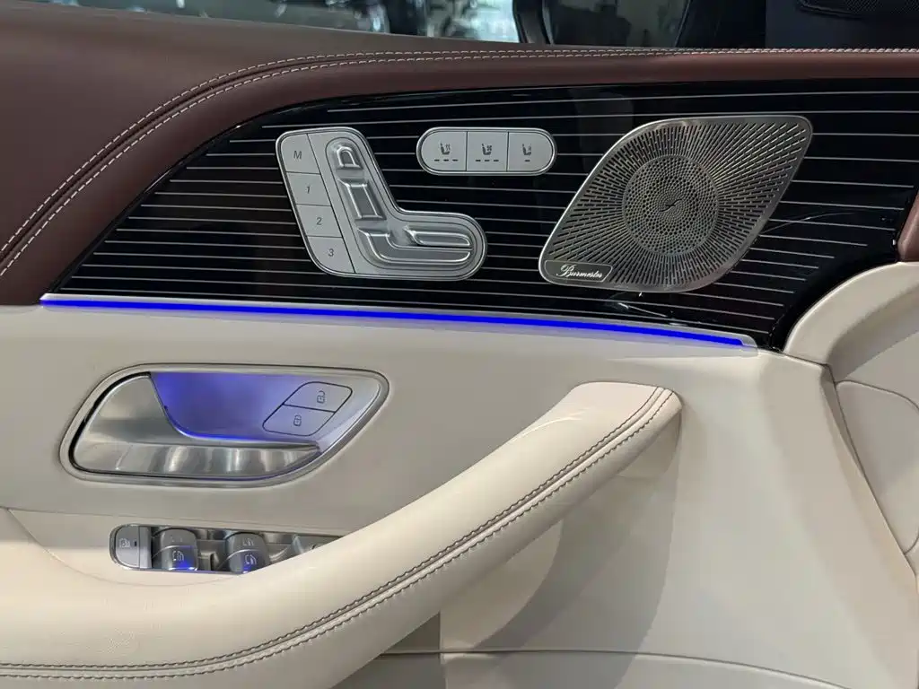 Mercedes-Benz GLS — миниатюра 14
