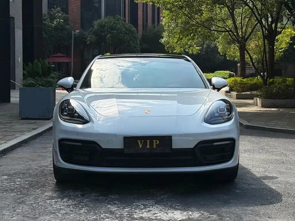 Porsche Panamera — миниатюра 2