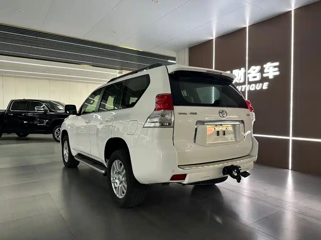 Toyota Prado — миниатюра 7