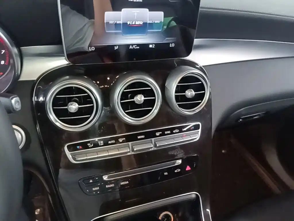 Mercedes-Benz GLC — миниатюра 13