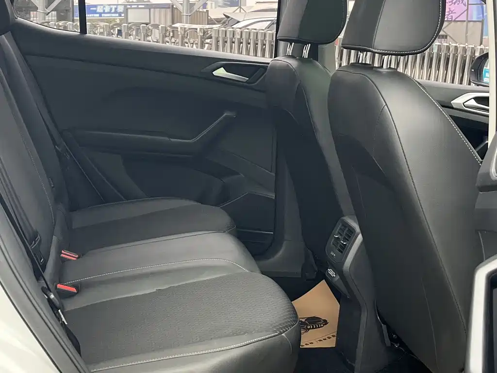 VOLKSWAGEN EXPLORING THE SHADOW