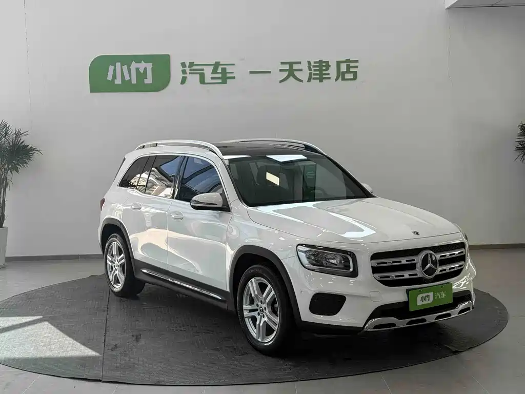 Mercedes-Benz GLB — миниатюра 2
