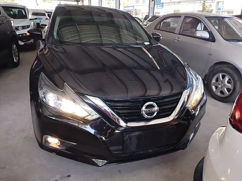 Nissan Teana — миниатюра 3