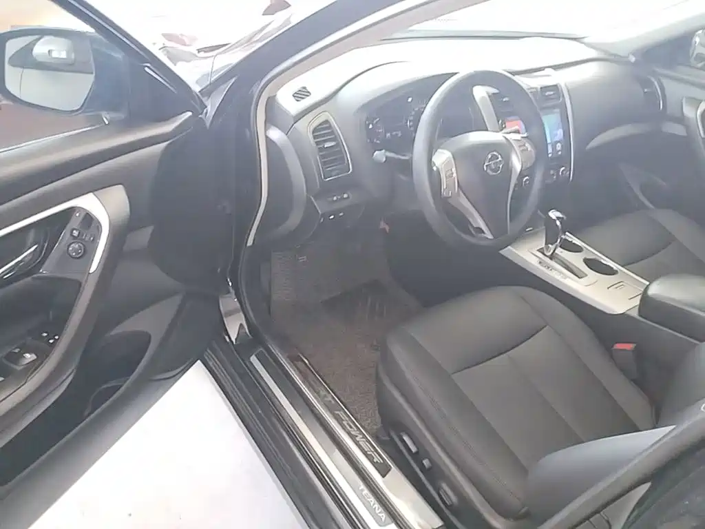 Nissan Teana — миниатюра 16