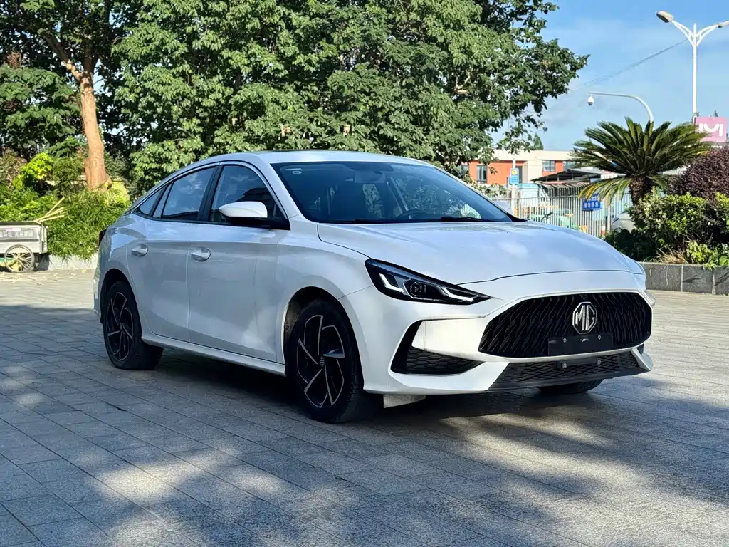 MG MG5 — миниатюра 3