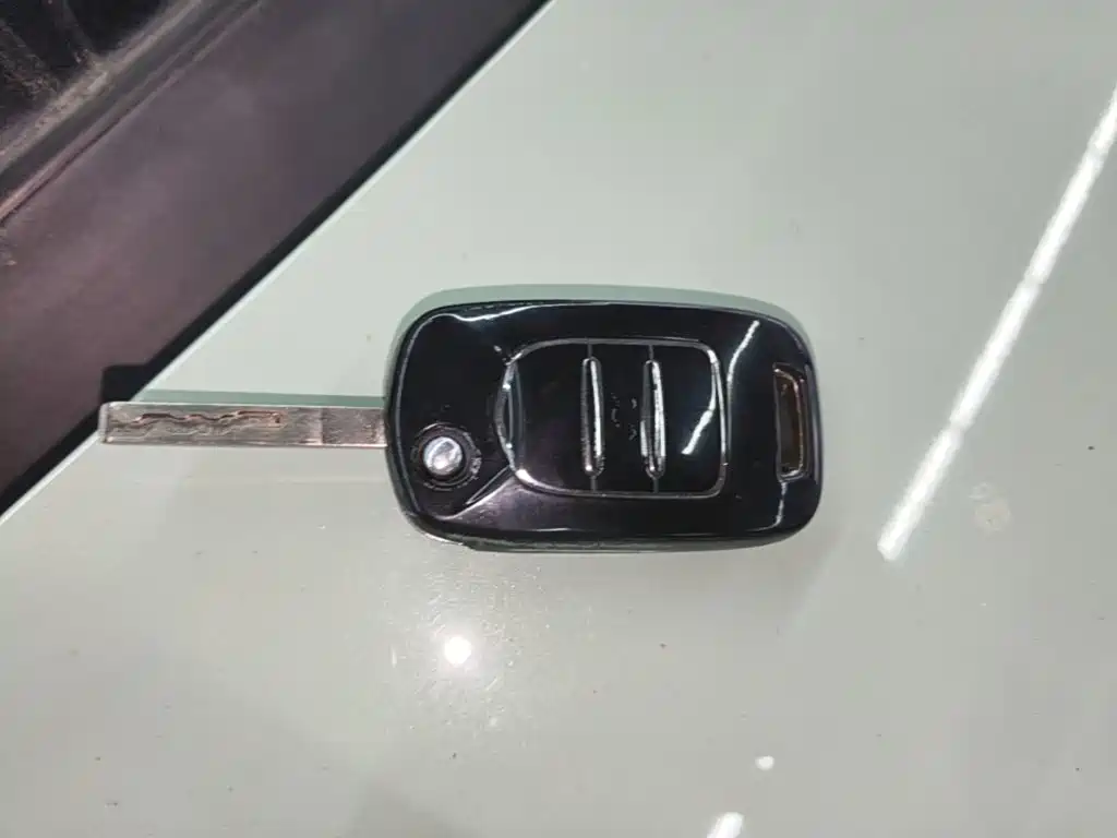 Wuling MINIEV — миниатюра 9