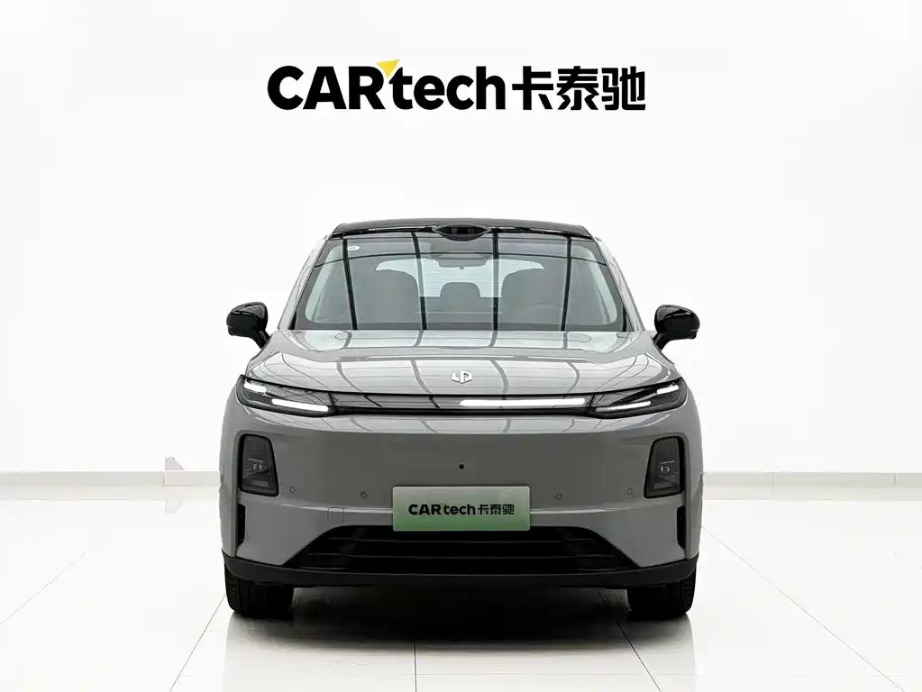 Leapmotor Leapmotor C10 — миниатюра 2