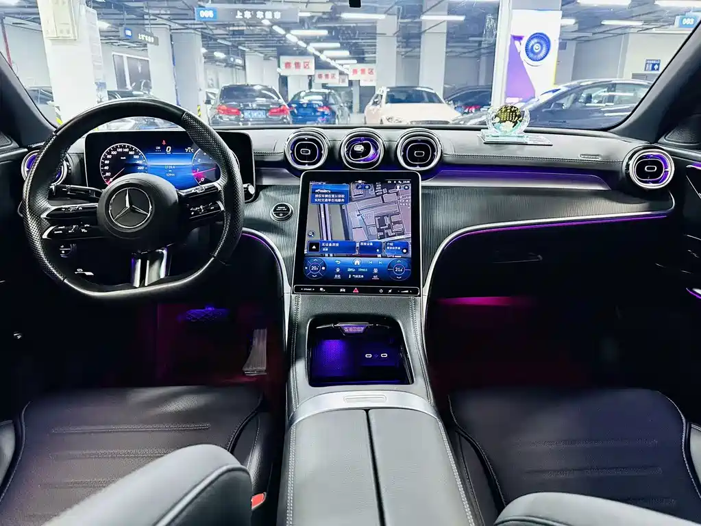 Mercedes-Benz C-Class — миниатюра 9